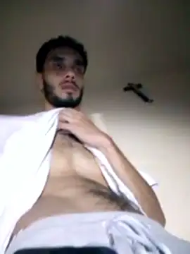 jhon01000 online show from October 12, 2025, 11:37 pm