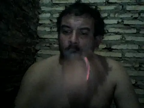 Rodrigo happy online show from December 14, 2025, 3:01 am