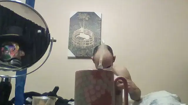 hailzeffn online show from May 9, 2026, 8:36 pm