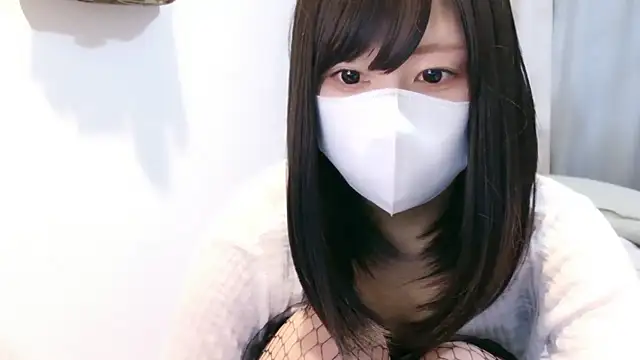 YUTSU KI online show from May 11, 2026, 10:21 am