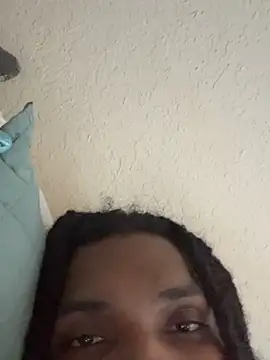 titibread23 online show from March 25, 2026, 9:32 pm