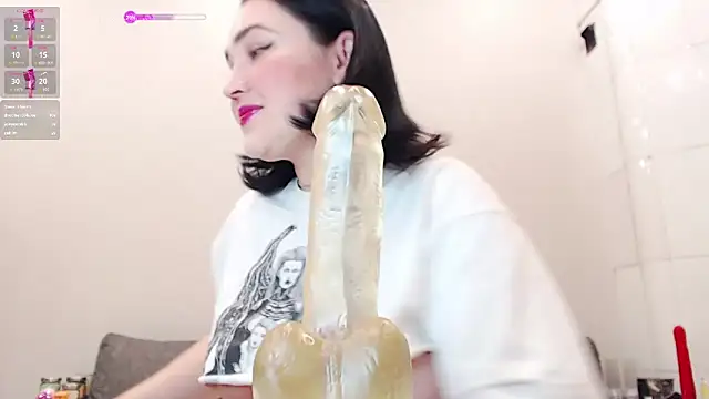 Snapshot of smartandamazing chatting on December 11, 2024, 4:18 am smartandamazing online show from December 11, 2024, 4:18 am