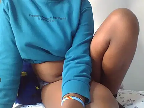 prettynina online show from April 28, 2026, 10:48 pm