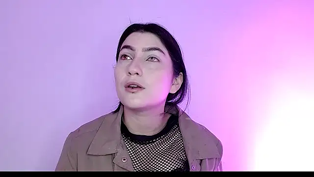 sophy rock online show from December 3, 2025, 4:05 pm