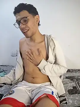 Diego-Monsalve online show from March 19, 2025, 6:01 pm