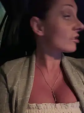 Snapshot of therealbeverlycious chatting on January 30, 2025, 9:36 pm therealbeverlycious online show from January 30, 2025, 9:36 pm