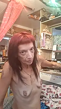 whitetrashdirtyslut online show from July 1, 2026, 8:19 pm