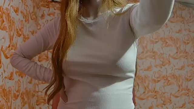 strawberrysmoothie online show from October 31, 2025, 1:06 am