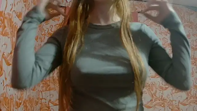 strawberrysmoothie online show from February 20, 2026, 1:35 am