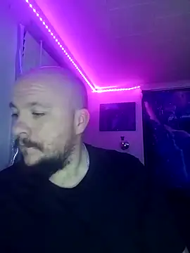 Snapshot of Spunonymous chatting on December 22, 2024, 6:28 am Spunonymous online show from December 22, 2024, 6:28 am