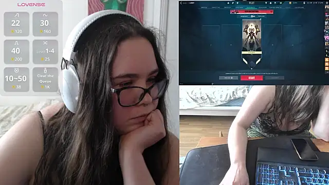 Snapshot of playvalorantwithmenow chatting on January 4, 2025, 1:42 pm playvalorantwithmenow online show from January 4, 2025, 1:42 pm