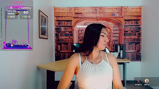 khiara moretti online show from December 3, 2024, 7:44 pm