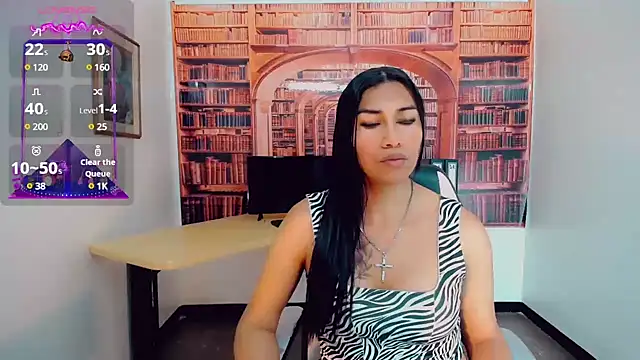 khiara moretti online show from December 11, 2024, 7:36 pm