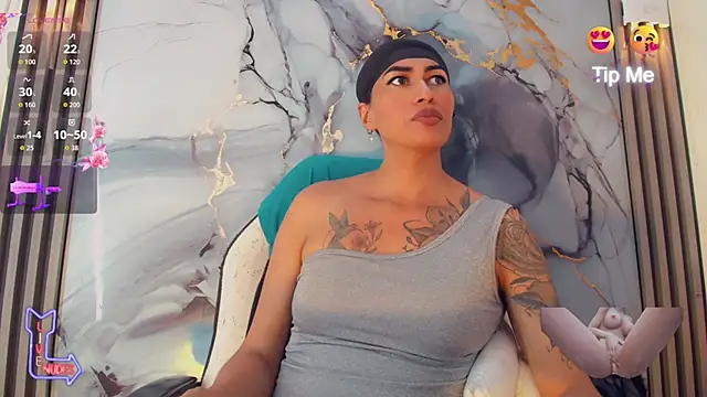 khiara moretti online show from June 17, 2026, 11:23 am