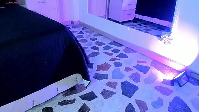 Snapshot of Agathaargent_ chatting on October 12, 2025, 4:33 am Agathaargent  online show from October 12, 2025, 4:33 am