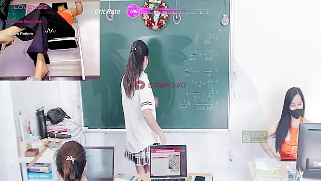 Snapshot of _Math_ chatting on December 7, 2024, 3:58 am Math online show from December 7, 2024, 3:58 am