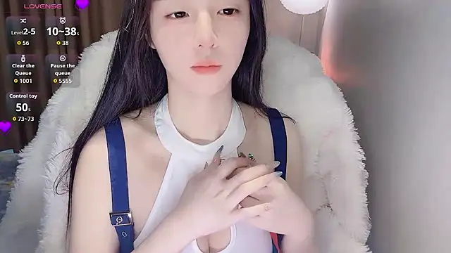 Snapshot of Duomiz chatting on September 19, 2025, 8:38 am Duomiz online show from September 19, 2025, 8:38 am