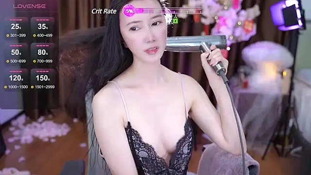 tina0604 online show from February 22, 2025, 12:19 pm