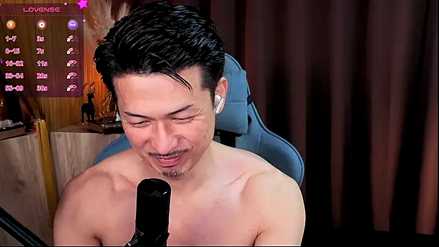 HARU-outdoor-x online show from September 28, 2025, 2:44 pm