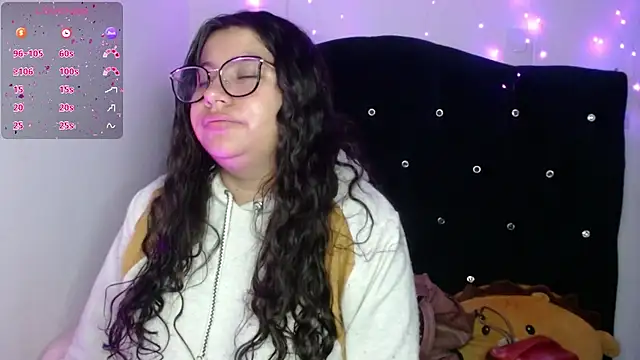 Snapshot of Miaa_Smiith1 chatting on September 15, 2025, 10:15 am Miaa Smiith1 online show from September 15, 2025, 10:15 am