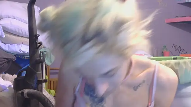 watermellonpussy online show from November 15, 2025, 5:27 am