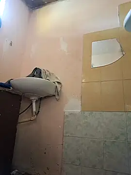 fkoito online show from October 1, 2025, 10:27 pm