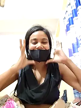 Snapshot of SimaRoy- chatting on January 14, 2025, 4:04 am SimaRoy- online show from January 14, 2025, 4:04 am