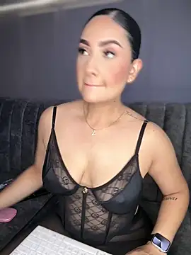 Snapshot of GabriellaFerrer chatting on September 20, 2025, 11:11 am GabriellaFerrer online show from September 20, 2025, 11:11 am