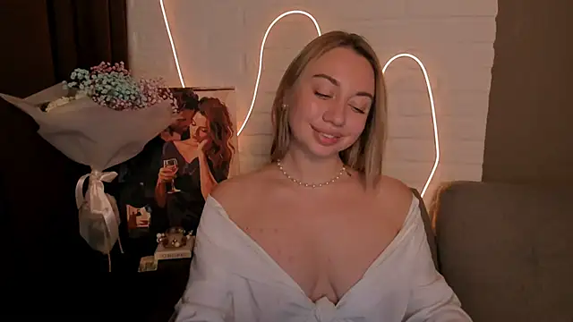 DanielaWisse online show from December 17, 2024, 12:23 am