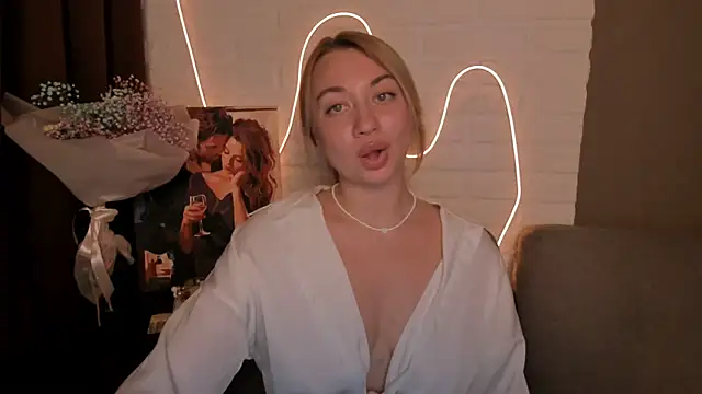 DanielaWisse online show from December 19, 2024, 8:44 pm