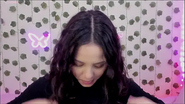 Megan Rodrigo online show from December 14, 2024, 10:28 pm