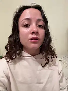 Megan Rodrigo online show from April 29, 2026, 1:37 pm