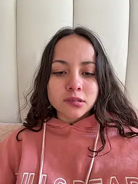 Megan Rodrigo online show from May 10, 2026, 2:33 pm