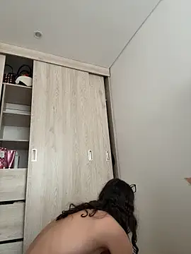 Megan Rodrigo online show from June 24, 2026, 4:39 pm