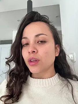 Megan Rodrigo online show from July 12, 2026, 5:04 pm