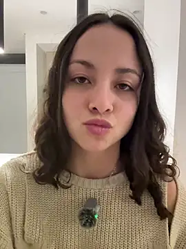 Megan Rodrigo online show from July 18, 2026, 12:48 am