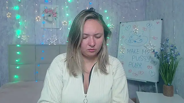 Snapshot of SallyVerda chatting on October 5, 2025, 5:39 am SallyVerda online show from October 5, 2025, 5:39 am