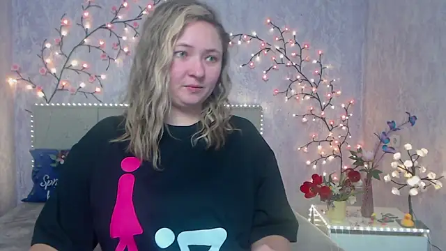 SallyVerda online show from May 3, 2026, 7:20 pm