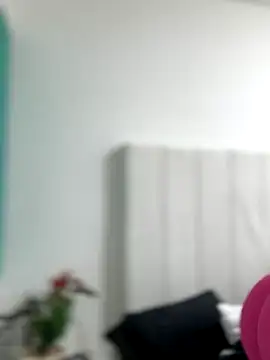 Snapshot of Amber_Martins_ chatting on October 8, 2025, 11:24 pm Amber Martins  online show from October 8, 2025, 11:24 pm