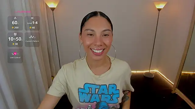 Snapshot of Dayanna_tecca chatting on March 27, 2026, 10:20 pm Dayanna tecca online show from March 27, 2026, 10:20 pm