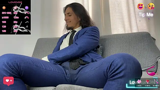 Tom blunt96 online show from November 6, 2025, 7:37 pm