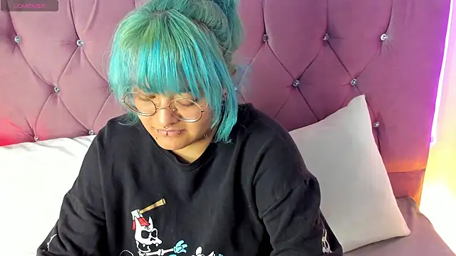Snapshot of lucky-leah chatting on February 27, 2025, 3:25 am lucky-leah online show from February 27, 2025, 3:25 am