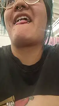 lucky-leah online show from June 13, 2026, 3:48 am