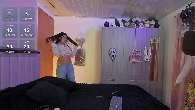 Kayla foxxy online show from October 23, 2025, 5:18 am