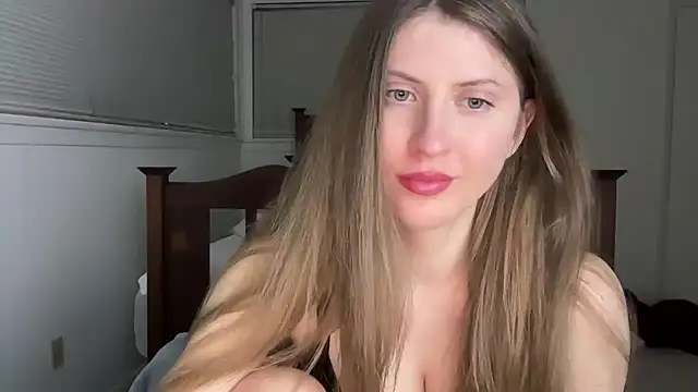 YUMIandbigWOLF online show from February 25, 2026, 2:10 am