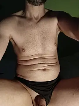 Snapshot of niesmialy39oon chatting on November 17, 2025, 4:35 pm niesmialy39oon online show from November 17, 2025, 4:35 pm