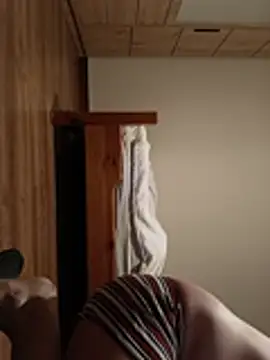 Snapshot of niesmialy39oon chatting on February 4, 2026, 6:03 pm niesmialy39oon online show from February 4, 2026, 6:03 pm