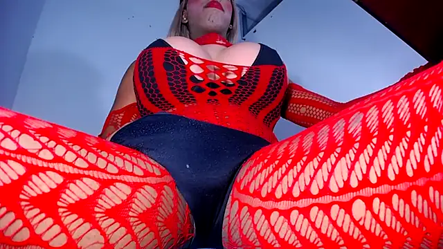 valentinabigcock23 online show from January 14, 2025, 2:50 am