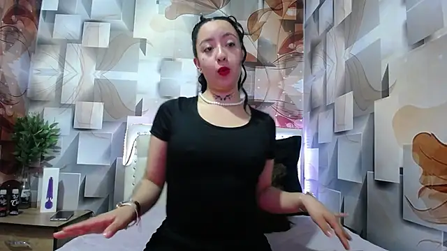 Snapshot of to_k_io_ chatting on September 29, 2025, 12:32 pm to k io online show from September 29, 2025, 12:32 pm