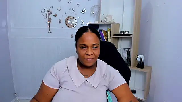 bbw charlote online show from June 22, 2026, 12:24 pm